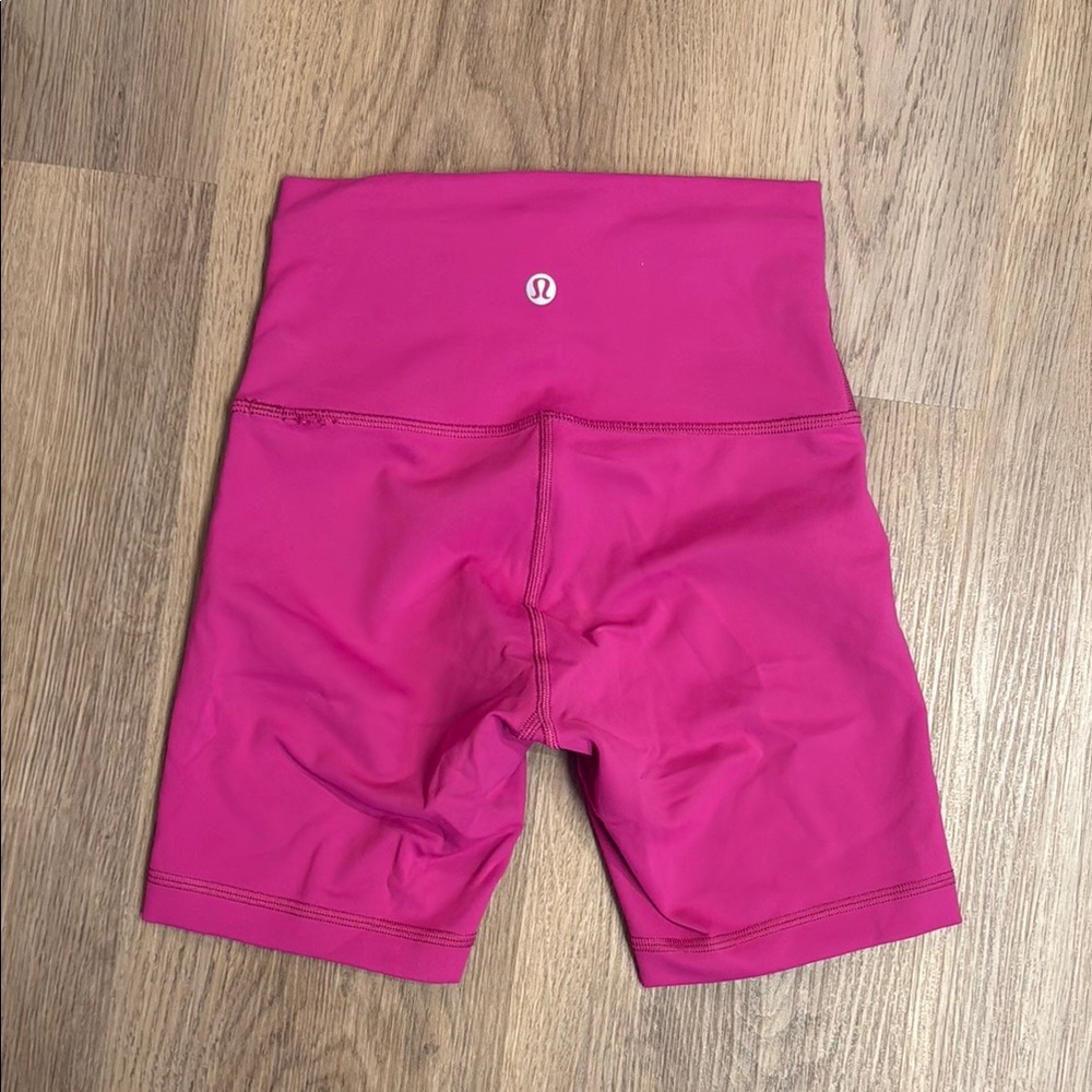 Lululemon Wunder Train Bike Shorts size 2